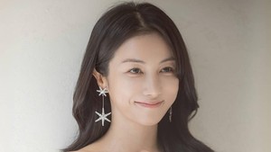 Kim Ok Bin tampil menawan dalam foto prewedding jelang hari bahagianya pada 16 November mendatang. Foto: Instagram Kim Ok Bin