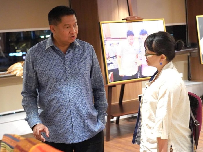 Menteri PKP Maruarar Sirait bertemu dengan Wakil Menteri Pendidikan, Sains, dan Teknologi (Wamendiktisaintek) Stella Christie di Kementerian PKP, Senin (10/11/2025).