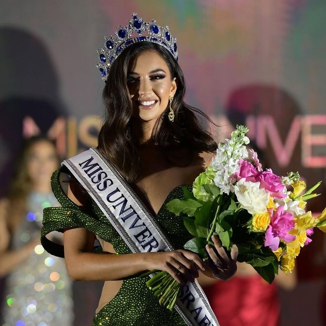 7 Potret Miss Israel Melanie Shiraz, Viral Beri Tatapan Sinis ke Miss Palestine