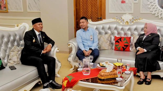 Pemkot Kendari menetapkan tarif parkir Rp 2.000 untuk motor, mobil Rp 5.000. Dokumen Istimewa