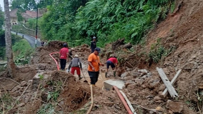 Penanganan bencana di Ciamis.