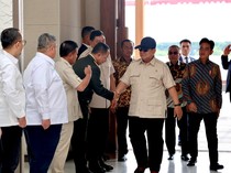 Hal yang Dibahas Prabowo Saat Rapat hingga Tunda Penerbangan 2 Jam