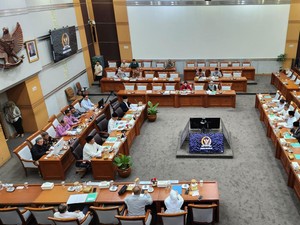 Rapat di Komisi VIII DPR, Menag Jelaskan Alasan Pembentukan Ditjen Pesantren