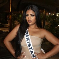 “Sebagai salah satu wanita berkulit gelap pertama yang mewakili Pakistan di panggung global, saya tahu akan ada reaksi balik... Perubahan tidak pernah datang tanpa perlawanan. Tapi aku membawanya dengan anggun, mengetahui bahwa setiap langkah maju membuka pintu bagi gadis berikutnya untuk bisa melalui ini,” begitu keterangan videonya.  Foto: dok. Instagram @romariaz_official