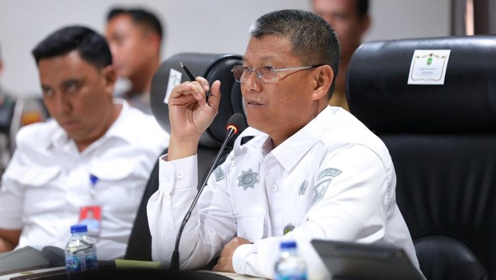 Sekda Batam Firmansyah, memimpin langsung rapat koordinasi persiapan Hari Jadi Batam.