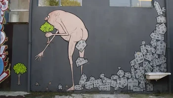 Cagacemento karya Nemos di Milan, Italia, menggambarkan setiap kota metropolitan yang besar tampak seperti noda minyak yang tampak diam tetapi perlahan mengembang dan menelan semuanya. Foto: via StreetArtUtopia