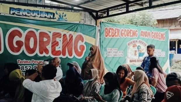 Sosialisasi gerakan memilah sampah oleh Pemkot Kendari.