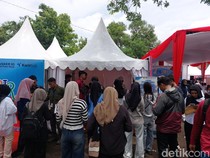 Ribuan Pencari Kerja Padati Job Fair Hybrid Inklusi Cirebon 2025