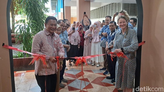 Peresmian Stanford-Unhas Alliance for Planetary Health Research in Asia Pacific di gedung eks Dekanat Fakultas Teknik, Kampus Unhas Tamalanrea, Selasa (11/11/2025).