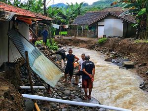 Curah Hujan Tinggi Picu Bencana di Pangandaran dan Sukabumi