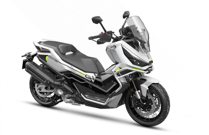 Zontes luncurkan jajaran moge matic terbaru di EICMA 2025