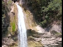 Air Terjun Oenitas, Pesona Tersembunyi di Timor Tengah Selatan