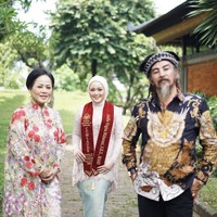 Cecillia Gina baru saja menyelesaikan pendidikannya di Universitas Respati Indonesia. Ia menerima gelar S2 dari jurusan yang diambilnya, Manajemen Rumah Sakit. Diketahui sebelumnya Cecillia menempuh pendidikan S1 dengan jurusan Kedokteran Gigi. Foto: Instagram/@cecilliagina