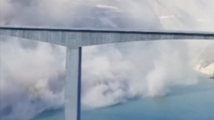 Detik-detik Mengagetkan Jembatan Hongqi di China Runtuh Sebagian A view shows part of a bridge in China's Sichuan province collapsing into the Hongqi River, in China, November 11, 2025, in this picture obtained from social media video. Social media/via REUTERS THIS IMAGE HAS BEEN SUPPLIED BY A THIRD PARTY. MANDATORY CREDIT. NO RESALES. NO ARCHIVES. Verification Note: Reuters was able to confirm the location of the video by the river and terrain that matched file and satellite imagery. The shape of the mountains that matched topography mapping. The date when the video was filmed was verified could not be verified. However, local authorities confirmed the collapse took place on Tuesday (November 11)