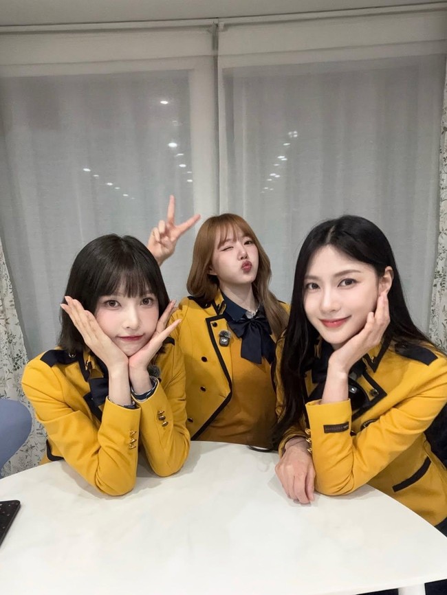 Joy, Yerin, dan Hayoung Pakai Seragam SMA Setelah 10 Tahun, Bikin Nostalgia