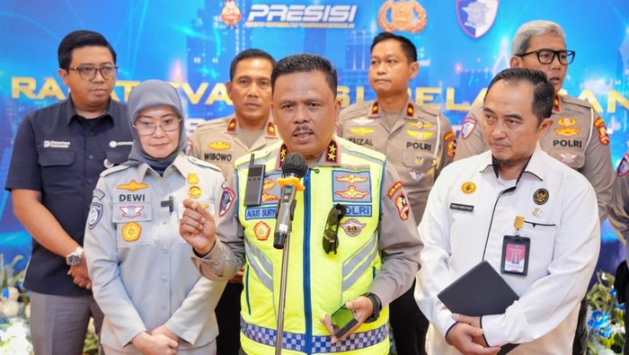Kakorlantas Polri Irjen Agus Suryonugroho menekankan sinergi lintas instansi agar pelayanan publik lebih baik, termasuk pembayaran pajak dan penegakan hukum. (dok Ist)