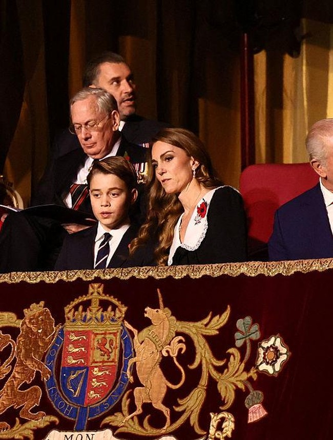 dari langkah William dan Kate untuk mulai mempersiapkan putra sulung mereka menjadi raja masa depan, namun dengan cara yang perlahan dan terukur. Foto: Getty Images/WPA Pool