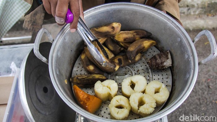 Makan Rebusan-Kukusan yang Keburu Dingin? Ketahui Risiko untuk Kesehatan Anda
