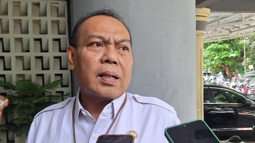 Kepala Bidang Pelayanan, Penyuluhan, dan Penagihan BKD Mataram, Ahmad Amrin, saat ditemui di Mataram, Rabu (12/11/2025). (Foto: Nathea Citra/detikBali)