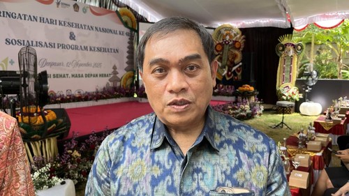 Kepala Dinas Kesehatan Bali, I Nyoman Gede Anom, saat ditemui di kantornya, Rabu (12/11/2025). (Rizki Setyo/detikBali)