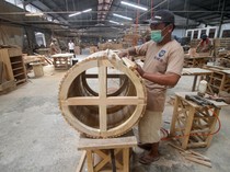 Keren, Kerajinan Warga Binaan Lapas Surabaya Tembus Pasar Australia