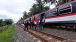 Potret KA Bandara YIA Mogok di Wates Kulon Progo