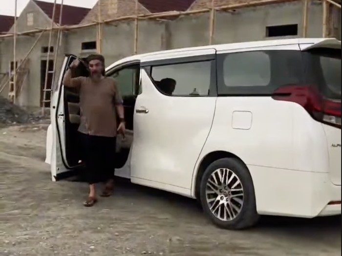 Limbad jadi bos properti dan kembangkan bisnis.