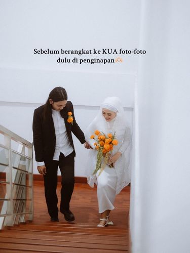 Menikah di KUA Wanita ini membagikan kisahnya yang menikah di KUA, khidmat dan romantis di Kudus, Jawa Tengah. Unggahan tersebut langsung viral di media sosial.