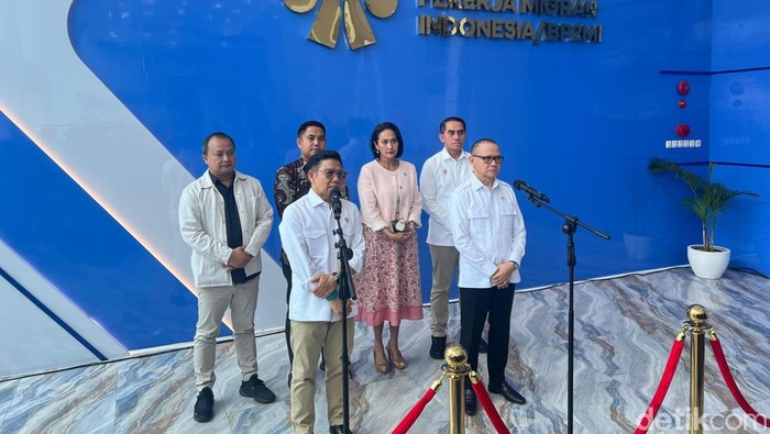 Menko Cak Imin dan Menteri P2MI