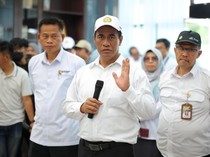 Pemerintah Kirim Bantuan Beras-Minyak Goreng buat Korban Banjir Sumatera