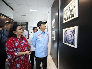 Mensos Ziarah ke Makam Mayor Daan Mogot dan Letnan Soebianto