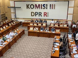 Panja RKUHAP Rapat Bareng Wamenkum, Bahas 29 Kluster Masalah
