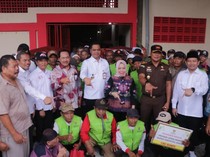 Bupati Jepara Salurkan 100 Becak Listrik Bantuan Presiden Prabowo