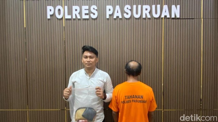 Petani yang jual beli sabu di kandang sapi Pasuruan