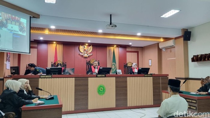 Suasana sidang kasus mafia tanah dengan korban Mbah Tupon di Pengadilan Negeri Bantul, Rabu (12/11/2025).