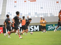 Nilmaizar Sebut Anak Asuhnya Siap Hadapi Persikad Depok dan Incar 3 Poin