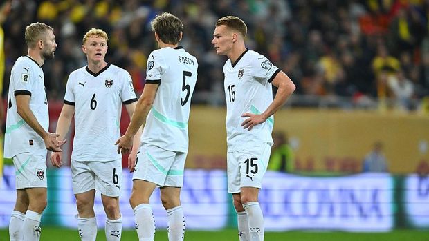 Timnas Austria Stefan Posch, Philipp Lienhart, and Nicolas Seiwald of Austria play during the FIFA World Cup 2026 qualifier match between Romania and Austria at National Arena in Bucharest, Romania, on October 12, 2025. (Photo by Alex Nicodim/NurPhoto via Getty Images)