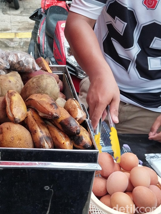 Tren Rebusan-Kukusan