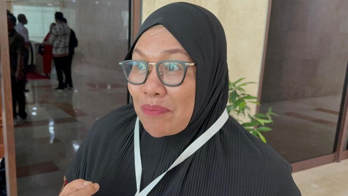 Pendamping hukum masyarakat Suku Anak Dalam, Wahida Baharuddin Upa, usai bertemu BAM DPR di kompleks parlemen, Senayan, Jakarta Pusat, Rabu (12/11/2025).