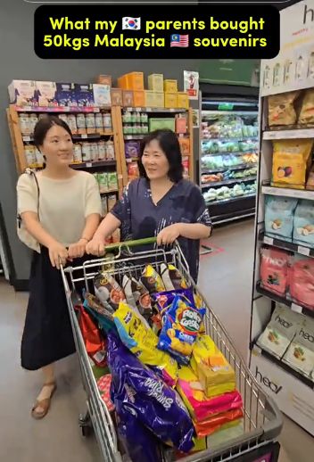 Wow! Orang Korea Penuhi 50 Kg Kopernya dengan Kopi dan Minuman Kemasan Malaysia
