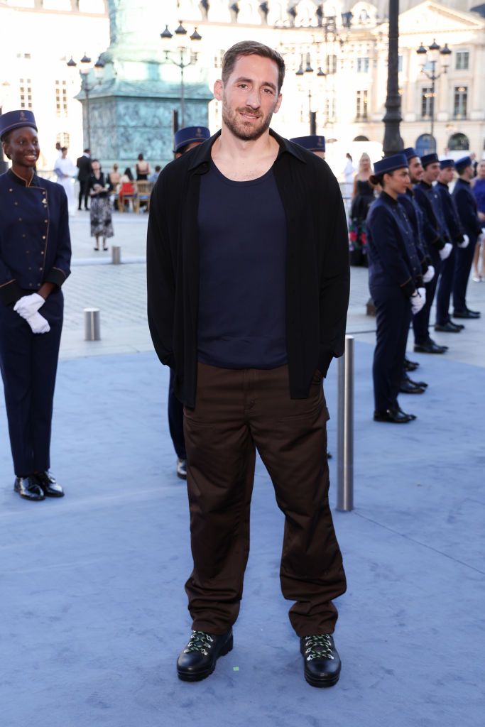 Antonin Tron Jadi Desainer Baru Balmain PARIS, FRANCE - JUNE 23: Antonin Tron attends Vogue World: Paris at Place Vendome on June 23, 2024 in Paris, France. (Photo by Pascal Le Segretain/Getty Images for Vogue)