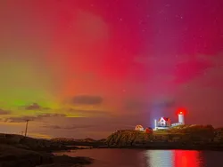 Cantiknya Warna-warni Aurora di Langit Amerika, Eropa, hingga Australia