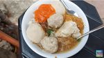 Maknyus! 10 Bakso Gepeng Berkuah Bening Gurih Rp 15 Ribuan