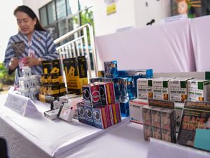 Gudang Obat Ilegal Digerebek, Barang Bukti Senilai Rp2,74 Miliar Diamankan