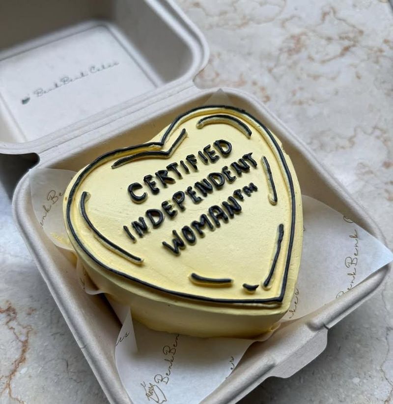 Divorce cake Tasya Farasya