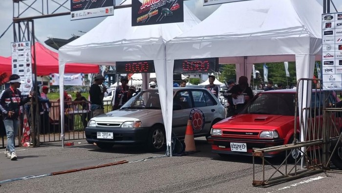 Drag Race Toyota Starlet