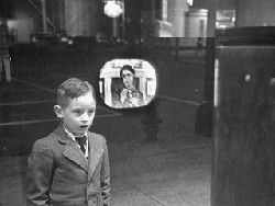 Foto-foto Jadul Ini Punya Kisah Mencengangkan di Baliknya!