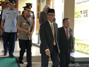 Dikirimi Undangan Jumenengan Paku Buwono XIV, Ini Kata Sultan HB X