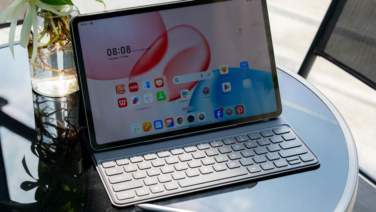 Pesona Honor Pad 10, Tablet Ringan yang Menawan