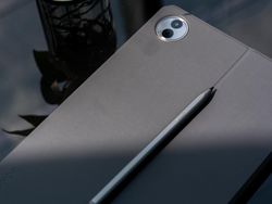 Pesona Honor Pad 10, Tablet Ringan yang Menawan